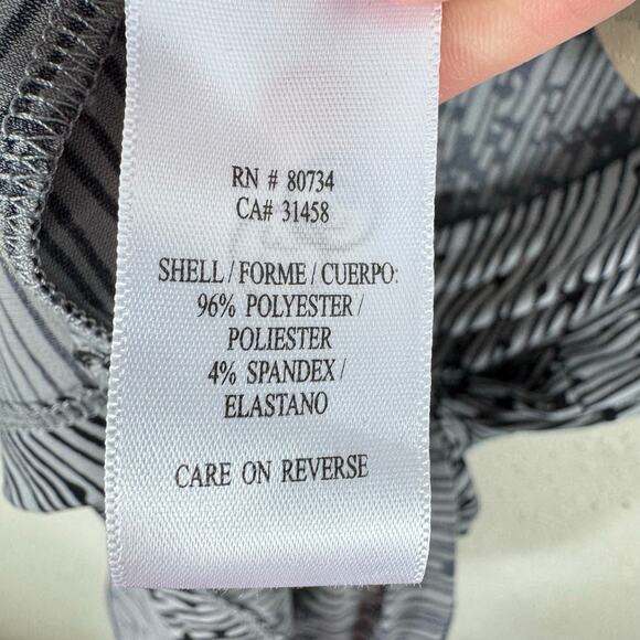 BCBGeneration NWT Black White Short Puff Sleeve Short Stretchy Wrap Dress Size M - Picture 5 of 6